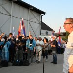 Vučić posetio više gradova u Jablaničkom okrugu: Predsednik razgovarao sa građanima širom Srbije (VIDEO)