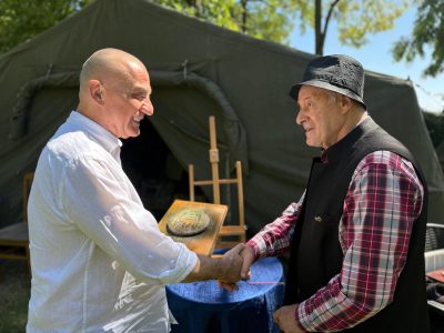Mesto jedinstveno i van granica naše zemlje: Ministar Vujić posetio 31. likovnu koloniju KPZ u Somboru