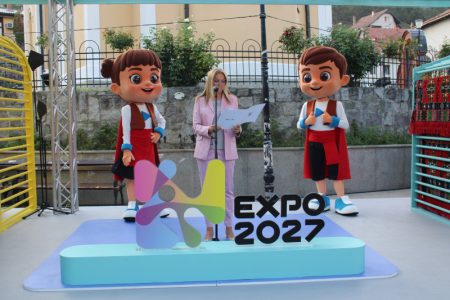 Ekspo karavan stigao u Rašku: Predstavljeni tradicija, kultura i turistički potencijali