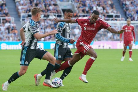 Penal u 99. minutu: Njukasl prosuo pobedu protiv Liverpula u poslednjim trenucima
