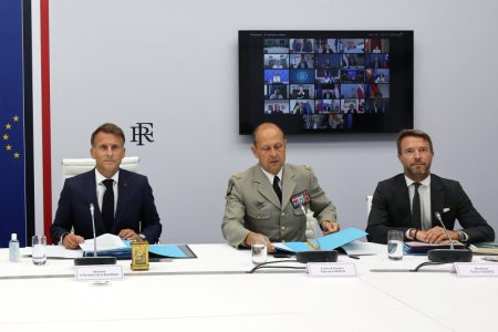 U toku sastanak Koalicije voljnih, razmatraju načine da pritisnu Rusiju da zaustavi rat
