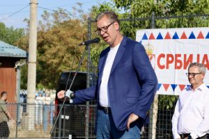 Vučić: Istraga o vatrenoj kugli ispaljenoj sa Kosova i Metohije, jasna namera da se izazove požar