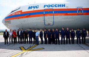 Dačić i Bocan-Harčenko u Nišu: Ruski „Iljušin“ izbacio više od 900 tona vode na požarišta u Srbiji