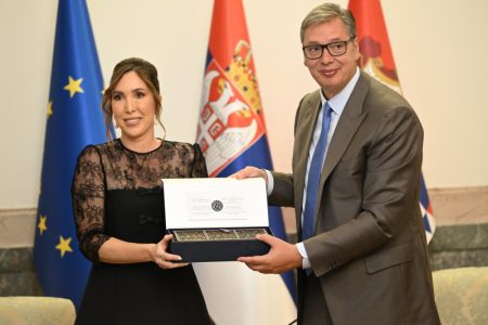 Vučić sa slavnom teniserkom Jelenom Janković: “Hvala Vam za sve divne rezultate koje ste ostvarili” (VIDEO)