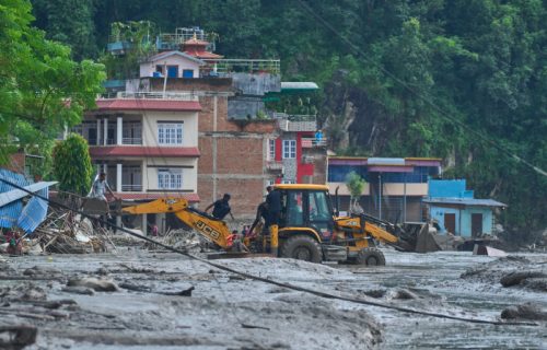 Srbin među nestalima u smrtonosnoj poplavi u Nepalu: Čak 270 ljudi poginulo u stravičnoj bujici
