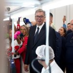 Vučić: "Za 15 dana predstavićemo prve robote koji koriste oružje"