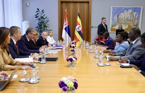 Vučić sa potpredsednicom Ugande: Počeo niz sastanaka sa predstavnicima Pokreta nesvrstanih