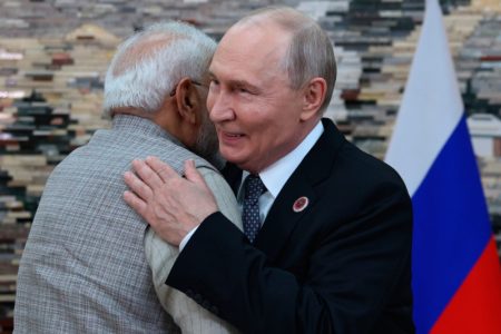 Putin i Modi razgovarali o jačanju ekonomske saradnje