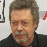 Preminuo Tim Kari