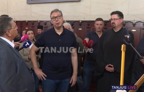 Vučić u Belegišu, obilazi hram Prenosa moštiju Svetog oca Nikolaja