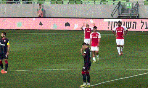 Skupo plaćen kiks u odbrani: Ovako je Ahmed šokirao Zvezdu (VIDEO)