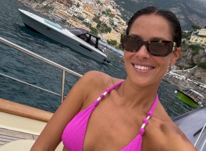 Gori internet, samo što ne pukne: Ana se skinula u Italiji i napravila opšti haos (FOTO)