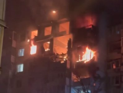 Ukrajina pogodila stambene zgrade u Belgorodu: Ubijeno najmanje troje, među ranjenima i deca (VIDEO)