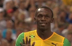 Munja Bolt lud za fudbalom: U 40. godini potpisao za klub iz Mančestera, a saigrači… Kakva imena