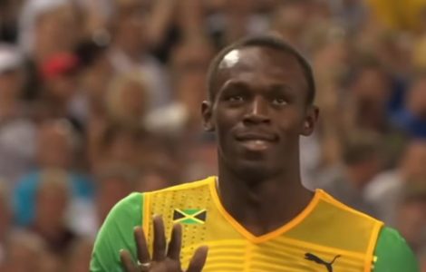 Munja Bolt lud za fudbalom: U 40. godini potpisao za klub iz Mančestera, a saigrači… Kakva imena