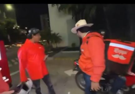 Egzekucija u prenosu uživo: Influenser upucan u glavu ispred restorana