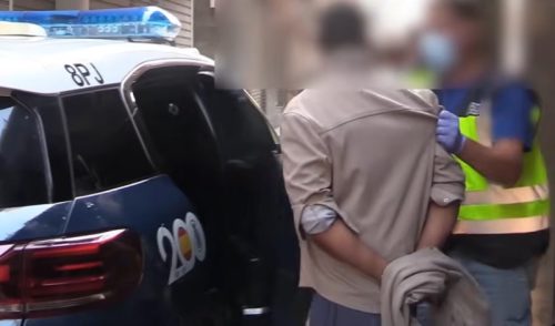 Veliki uspeh policije: Razbijena jedna od najvećih mreža za krijumčarenje ljudi (FOTO, VIDEO)