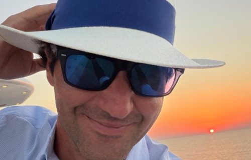 Šta mu se dogodilo?! Izgleda duplo mlađe, svi gledaju u fotke Rodžera Federera sa Jadrana (FOTO)