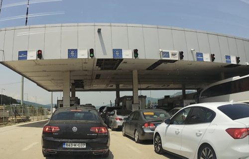 "Naoružajte se strpljenjem": AMSS upozorava, na granicama se čeka i do sat vremena