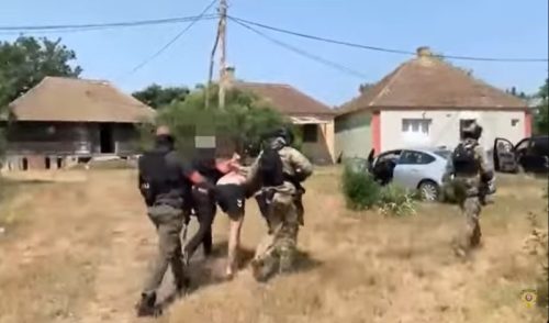 Uhapšen osumnjičeni za otmicu, mučenje i zlostavljanje (FOTO, VIDEO)