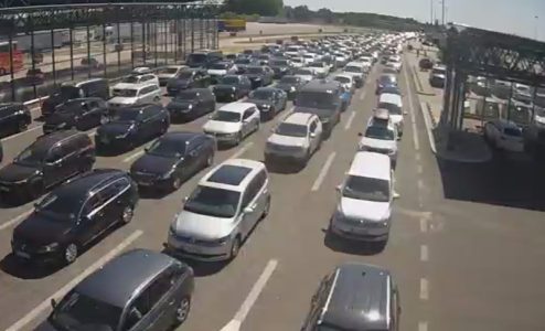Krenule gužve na granicama: Evo kolika su trenutno zadržavanja i gde je najgore