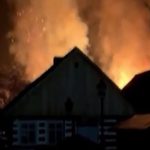 Izgorela crkva Svetog Nikole iz 17. veka: Vatra progutala jednu od najstarijih drvenih svetinja (VIDEO)