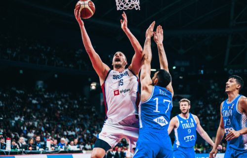 "Orlovi" skinuli mrak protiv Italijana: Srbija srušila "azure" za džinovski korak ka Mundobasketu (VIDEO)