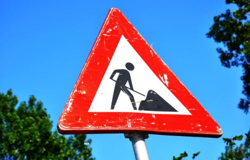 Velike izmene na putevima širom Srbije: Radovi, zatvorene trake i potpune obustave saobraćaja