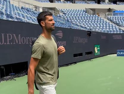Stigao u Njujork i ne gubi vreme: Novak odradio prvi trening na Flešing Medouzu (VIDEO)