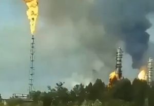 Napad dronovima na Rusiju: Pogođen najveći pogon za tečni naftni gas, dete i muškarac ubijeni u Kubanju