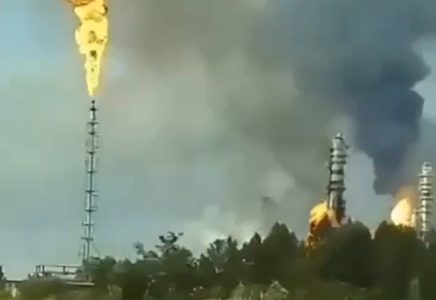 Napad dronovima na Rusiju: Pogođen najveći pogon za tečni naftni gas, dete i muškarac ubijeni u Kubanju