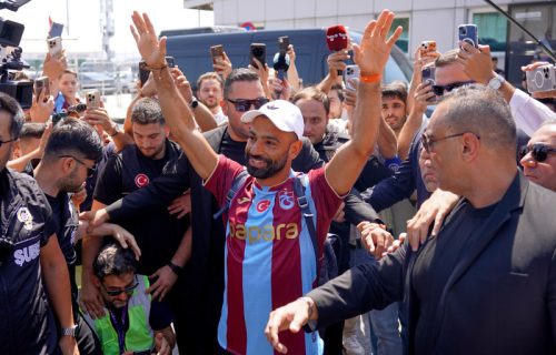 Bum transfer u Turskoj: Trabzon predstavio Salaha, pao istorijski potpis