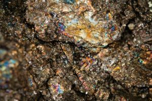 Pronađen novi mineral, vredniji od zlata: Sadrži element oko kojeg se svi otimaju, ima ga ova sila