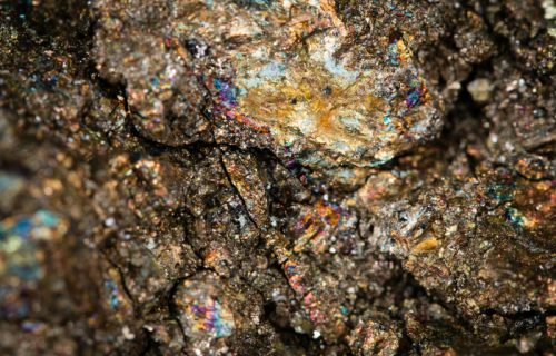 Pronađen novi mineral, vredniji od zlata: Sadrži element oko kojeg se svi otimaju, ima ga ova sila