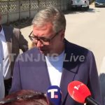 (UŽIVO) Vučić u poseti jugoistoku Srbije: Ispred preduzeća "Ukras" objavio radosnu vest