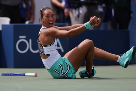Šta to radi Kineskinja na US Openu?! Ponovo od 0:5 do pobede – Iga Švjontek ne veruje šta je doživela
