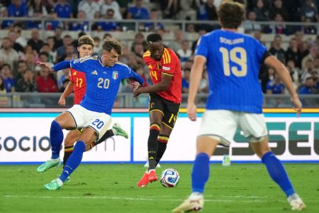 Italijani u novom košmaru i zvižducima: Zidan pobedio na debiju, Mbape čovek odluke
