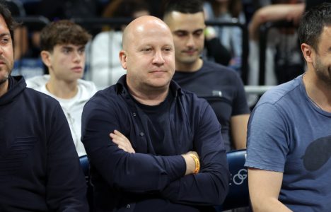 Nikolić je protiv tehnologije u fudbalu: “Živimo za emociju gola, a VAR nam je oduzima”