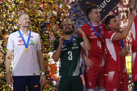 Koliko košta magija Nikole Grbića? Neverovatan podatak o zaradi našeg trofejnog stručnjaka
