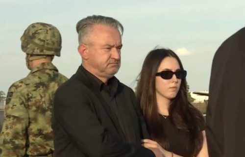 Dirljiv apel sina Ratka Mladića pred sahranu: Umesto cveća, uplatite novac za lečenje bolesne dece