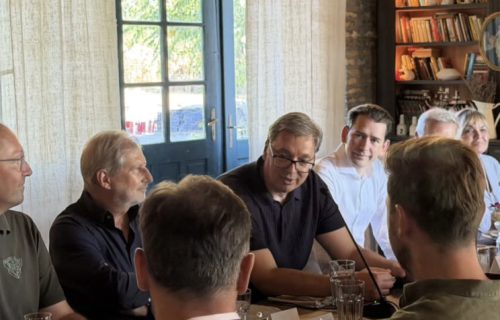 Vučić: "Radni vikend nastavljam sa prijateljima iz Austrije i Nemačke, mnogo posla za Srbiju"