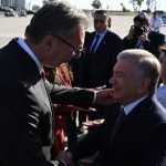 Svečani doček na aerodromu: Vučić ugostio predsednika Uzbekistana uz najviše državne počasti