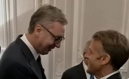 Vučić u Parizu sa Makronom: “Svaki susret potvrđuje poštovanje i partnerstvo Srbije i Francuske” (FOTO)