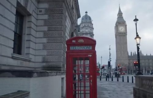 Kultna britanska crvena telefonska govornica,od sada i kao deo kućne dekoracije