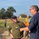 Vučić na jezeru Šalinac: "Nikada nisam umeo da pecam, razgovarao sam sa divnim ljudima" (VIDEO)