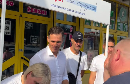 "Ujedinjena Srbija je naša zajednička budućnost": Mali razgovarao sa građanima na Zvezdari (VIDEO)