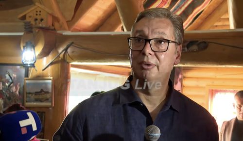 (UŽIVO) “Borite se najsnažnije moguće, ne budite kao oni”: Vučić u Velikoj Plani poslao moćnu poruku