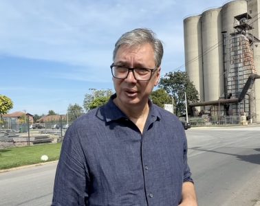 “Putevi su život, spajaju ljude”: Vučić najavio nova velika ulaganja u infrastrukturu Srbije (VIDEO)