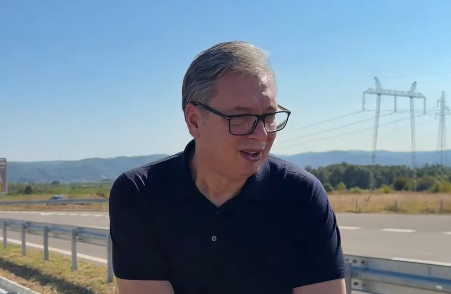 Vučić: "Otvoreno prvih pet kilometara brze saobraćajnice, obilaznice oko Kragujevca" (VIDEO)