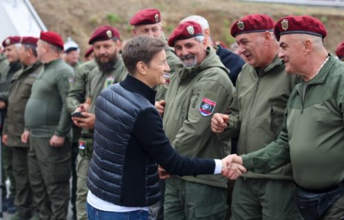 Brnabić: "Prepodne sam provela na Avali sa veteranima, koje niko ne sme i neće da zaboravi" (FOTO)